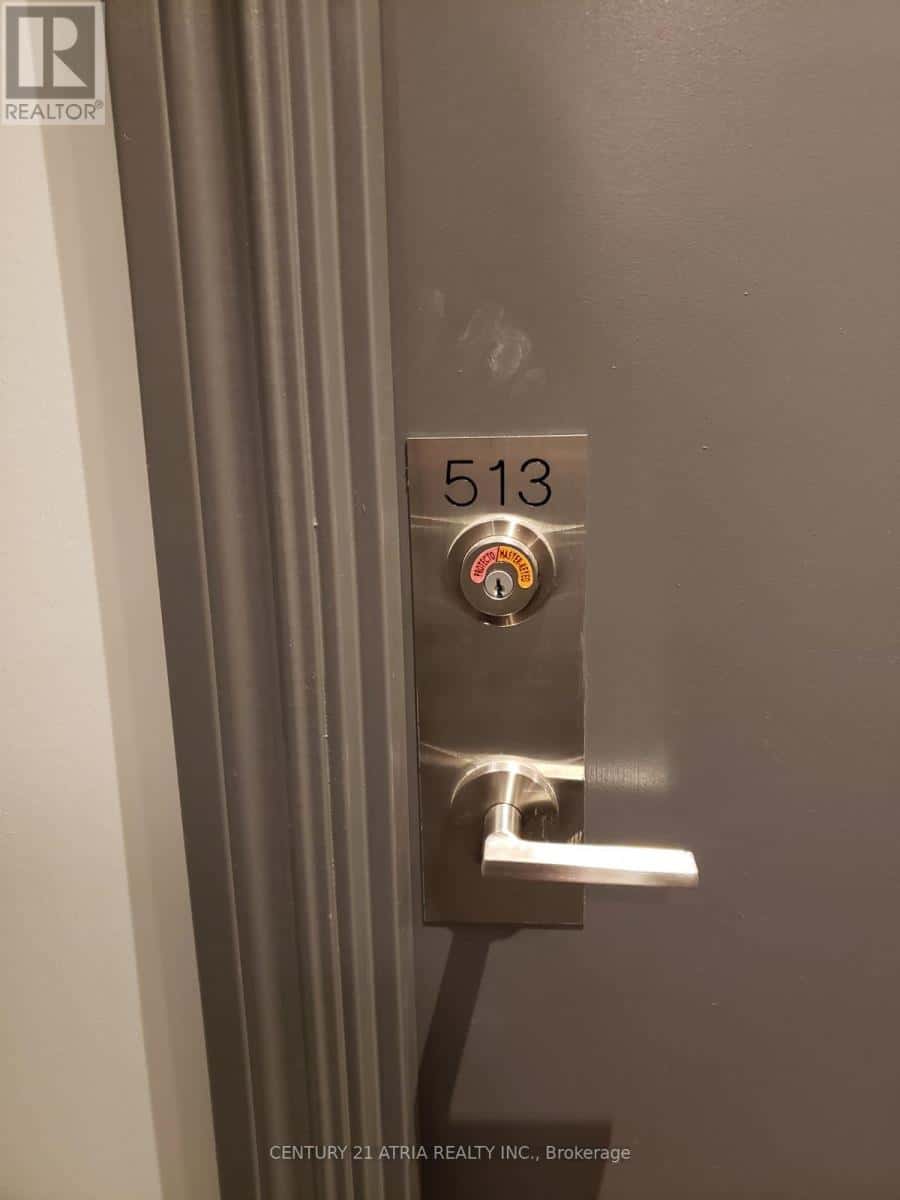 11611 Yonge Street 513