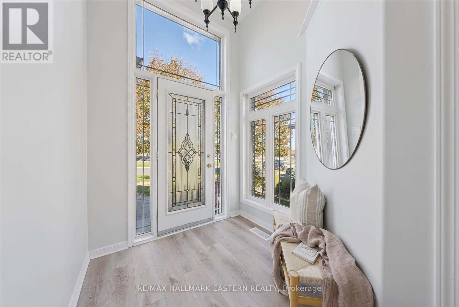 2431 MARSDALE DRIVE — Peterborough (Ashburnham Ward 4), Ontario - Photo 4 of 48