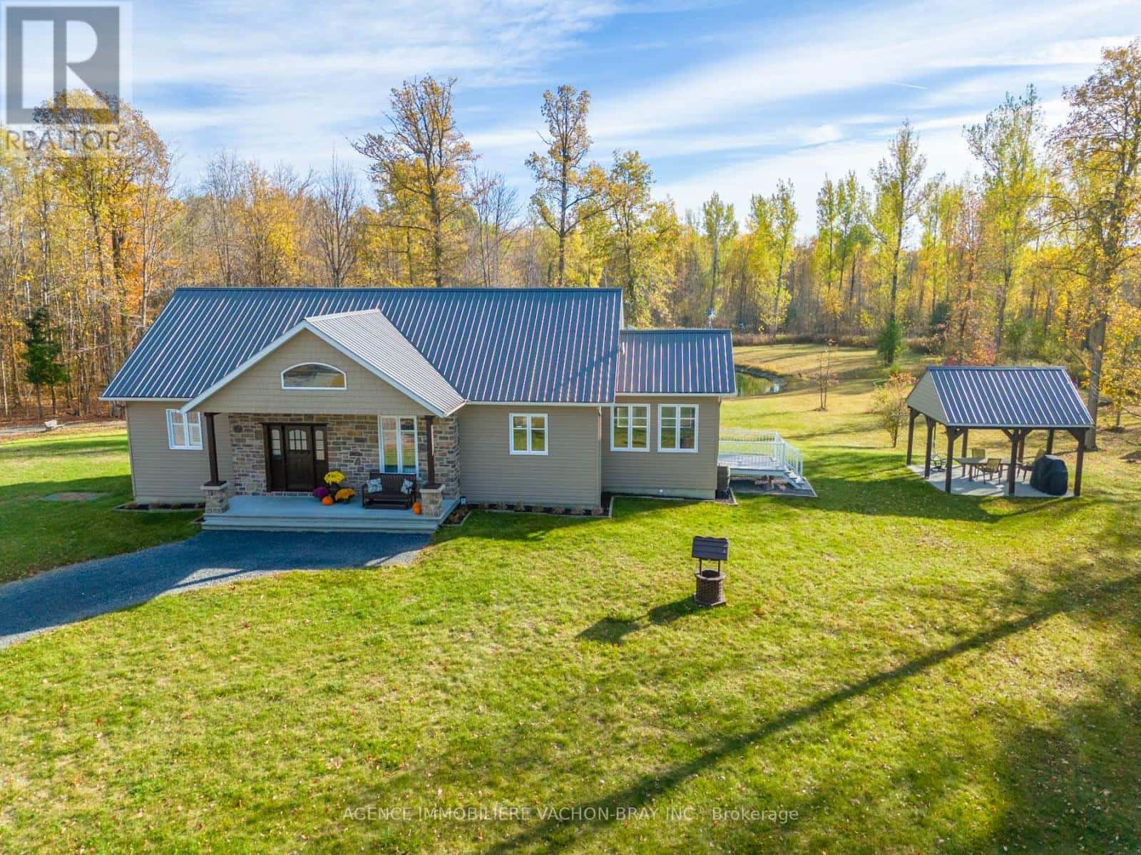 18668 CONCESSION 2 ROAD — North Glengarry, Ontario - Photo 3 of 50