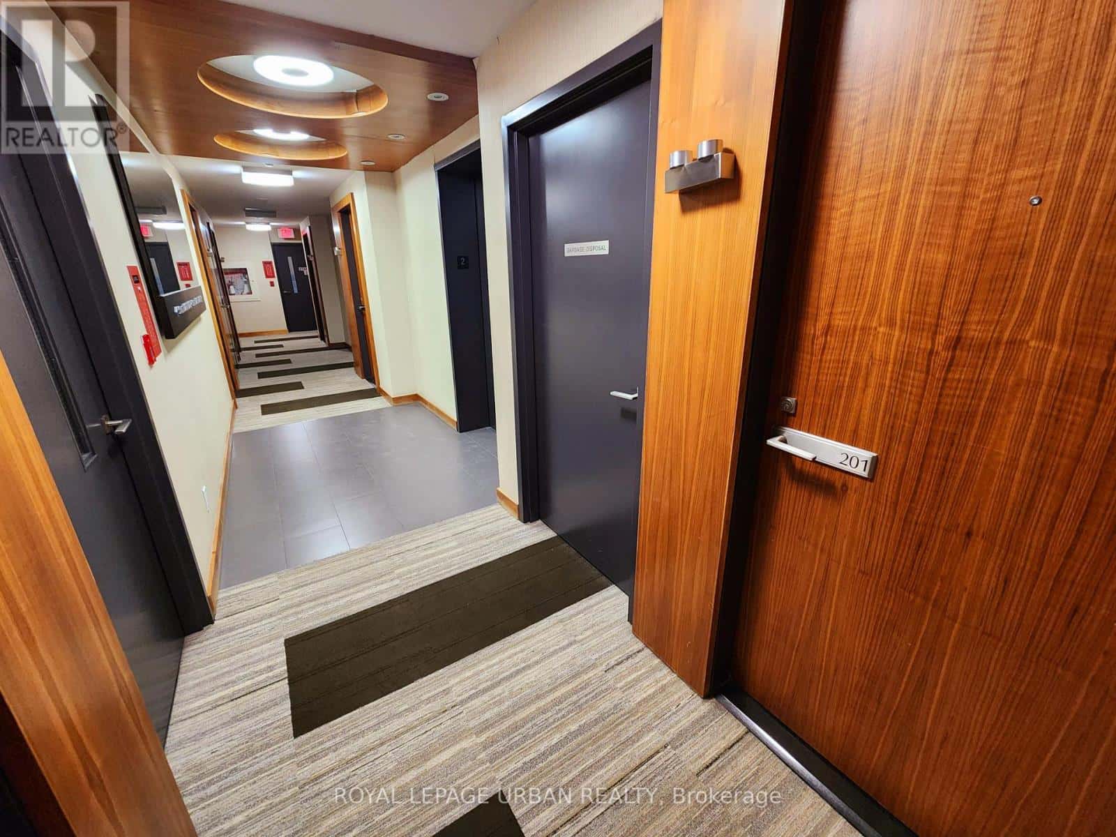 L201 - 150 HOMEWOOD AVENUE — Toronto (North St. James Town), Ontario - Photo 2 of 19