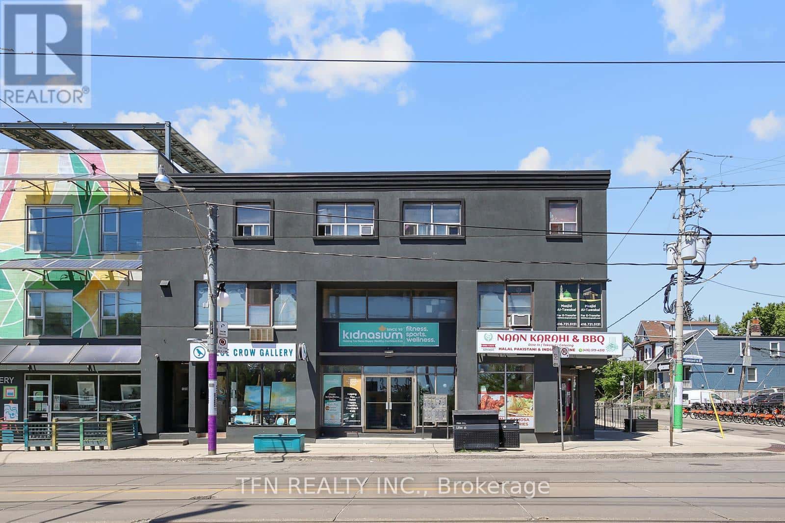304 - 1328 GERRARD STREET E — Toronto (Greenwood-Coxwell), Ontario - Photo 2 of 35