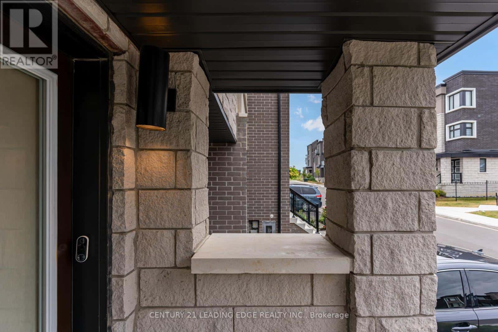 1645 SHINING STAR CHASE — Pickering (Duffin Heights), Ontario - Photo 3 of 28