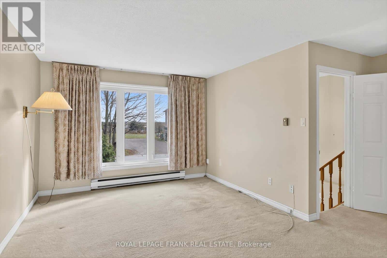 547 CRYSTAL DRIVE — Peterborough (Ashburnham Ward 4), Ontario - Photo 5 of 38