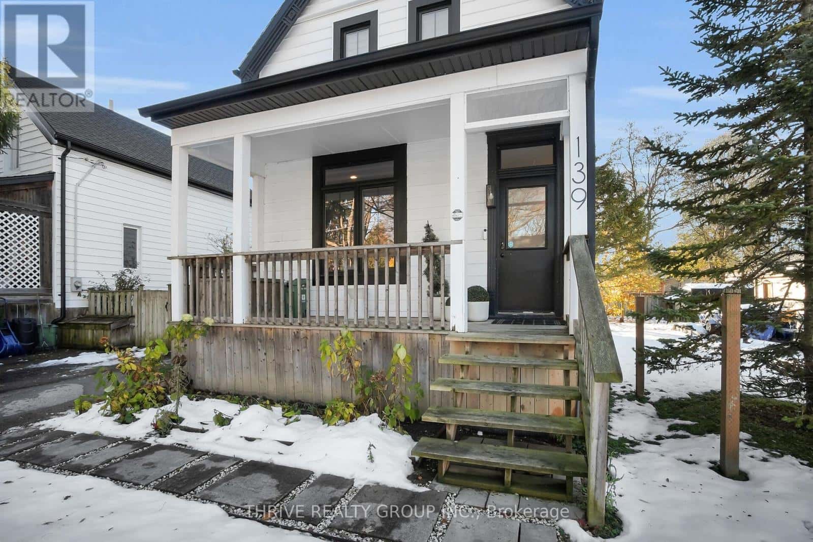 139 WALNUT STREET — London North (North N), Ontario - Photo 3 of 27