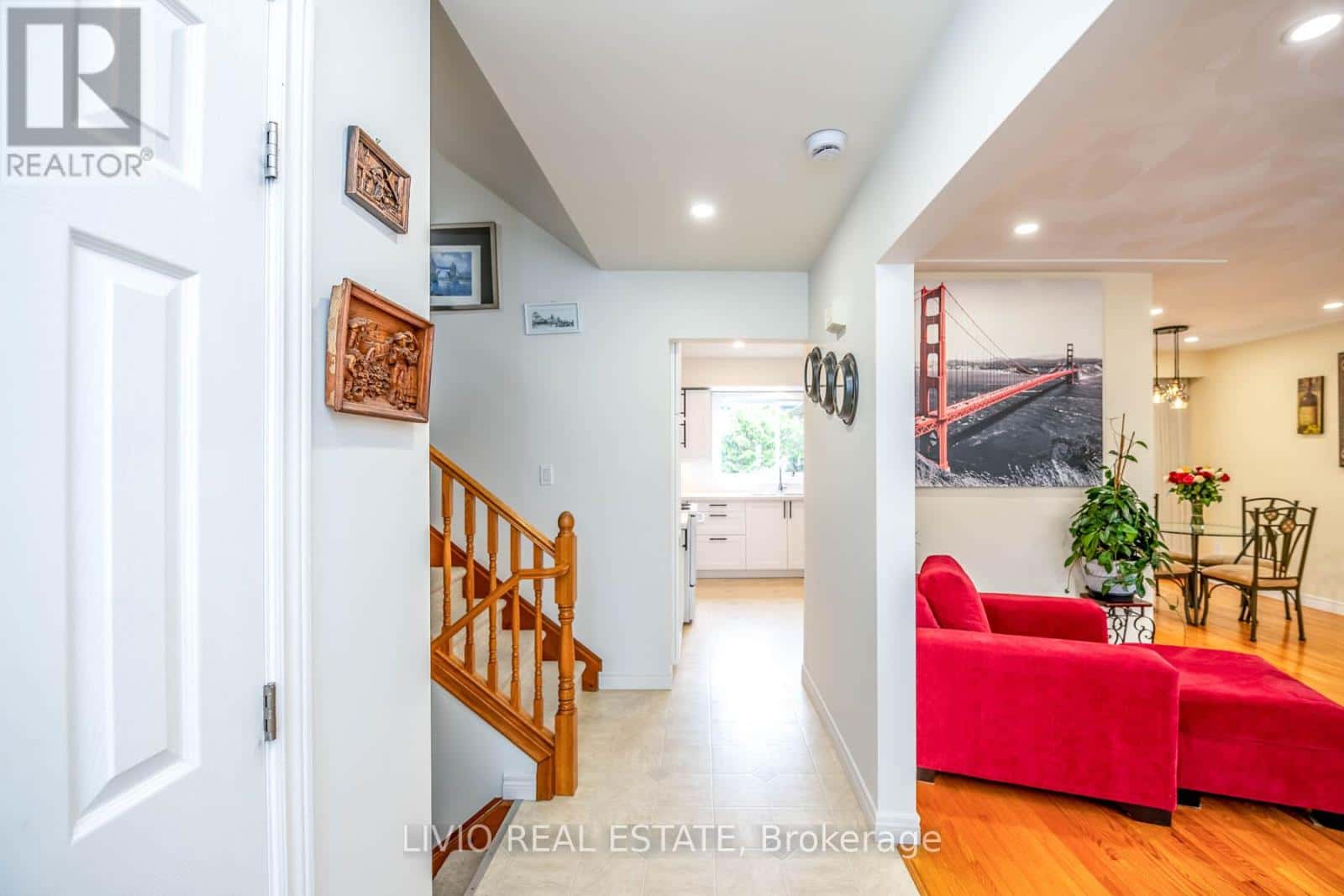 122 FOREST HILL ROAD — Grimsby (Grimsby West), Ontario - Photo 5 of 35