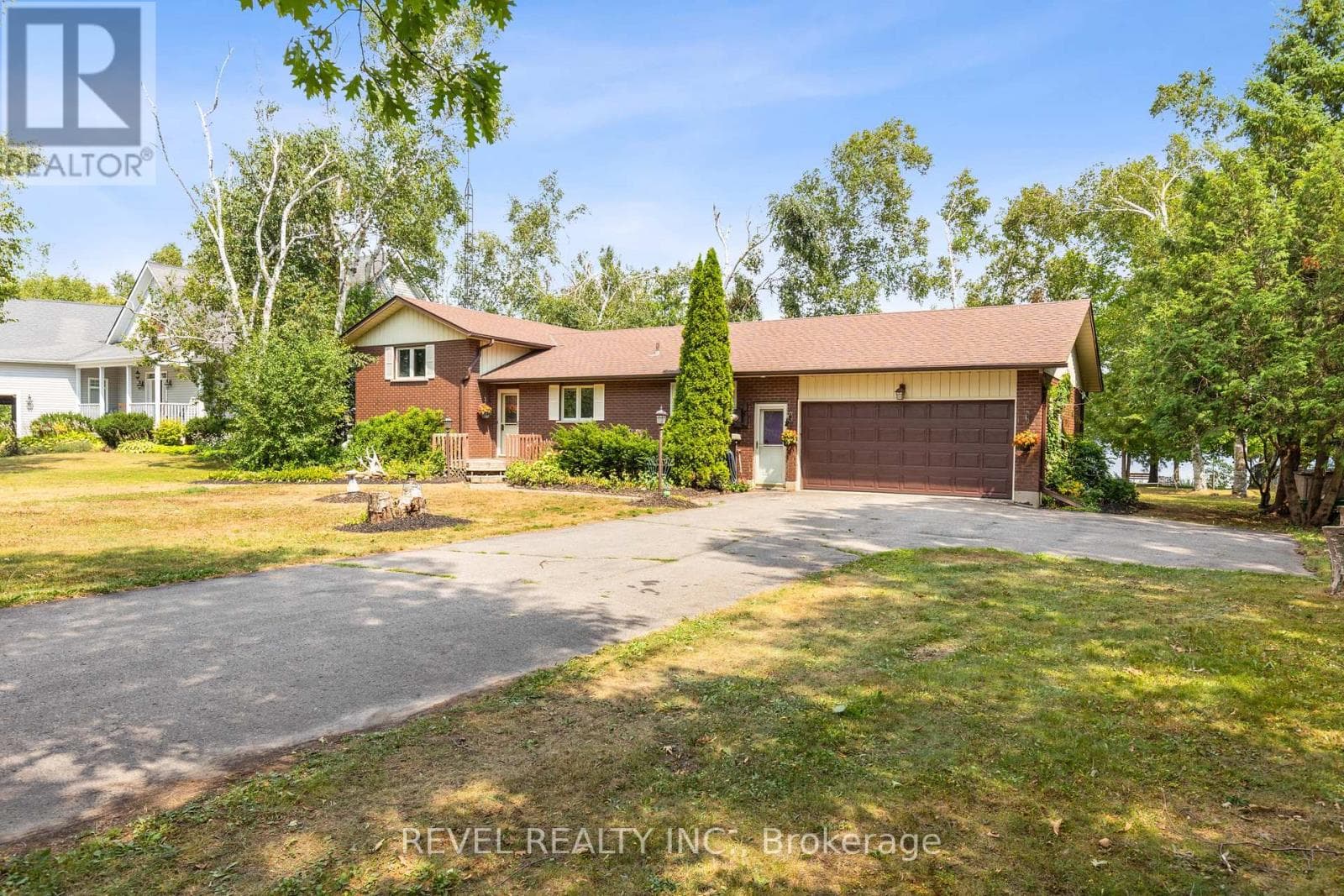 126 PINEWOOD BOULEVARD — Kawartha Lakes (Carden), Ontario - Main photo