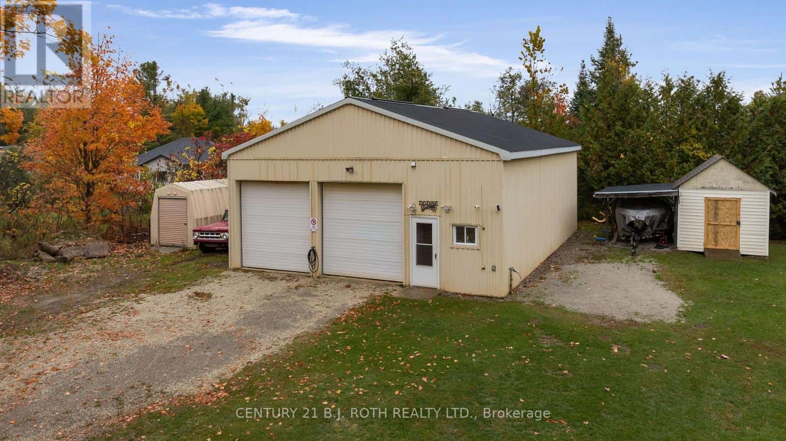 5627 7TH LINE N — Oro-Medonte (Moonstone), Ontario - Photo 3 of 47