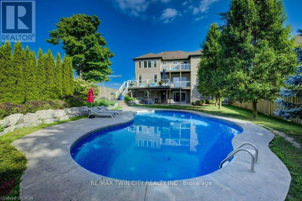 215 HOSTETLER ROAD — Wilmot, Ontario - Photo 2 of 50