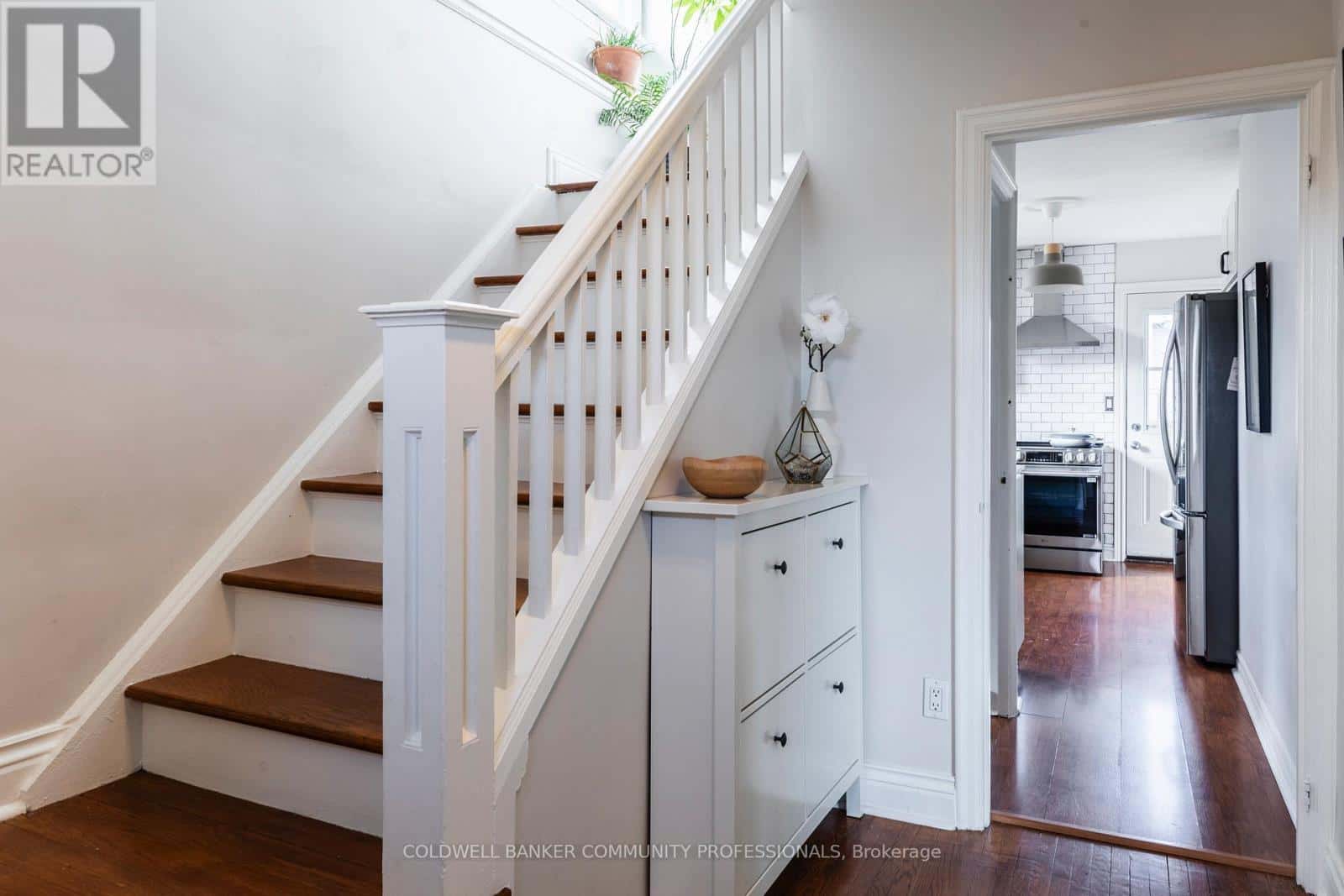 62 CLOVERDALE AVENUE — Hamilton (Rosedale), Ontario - Photo 4 of 50