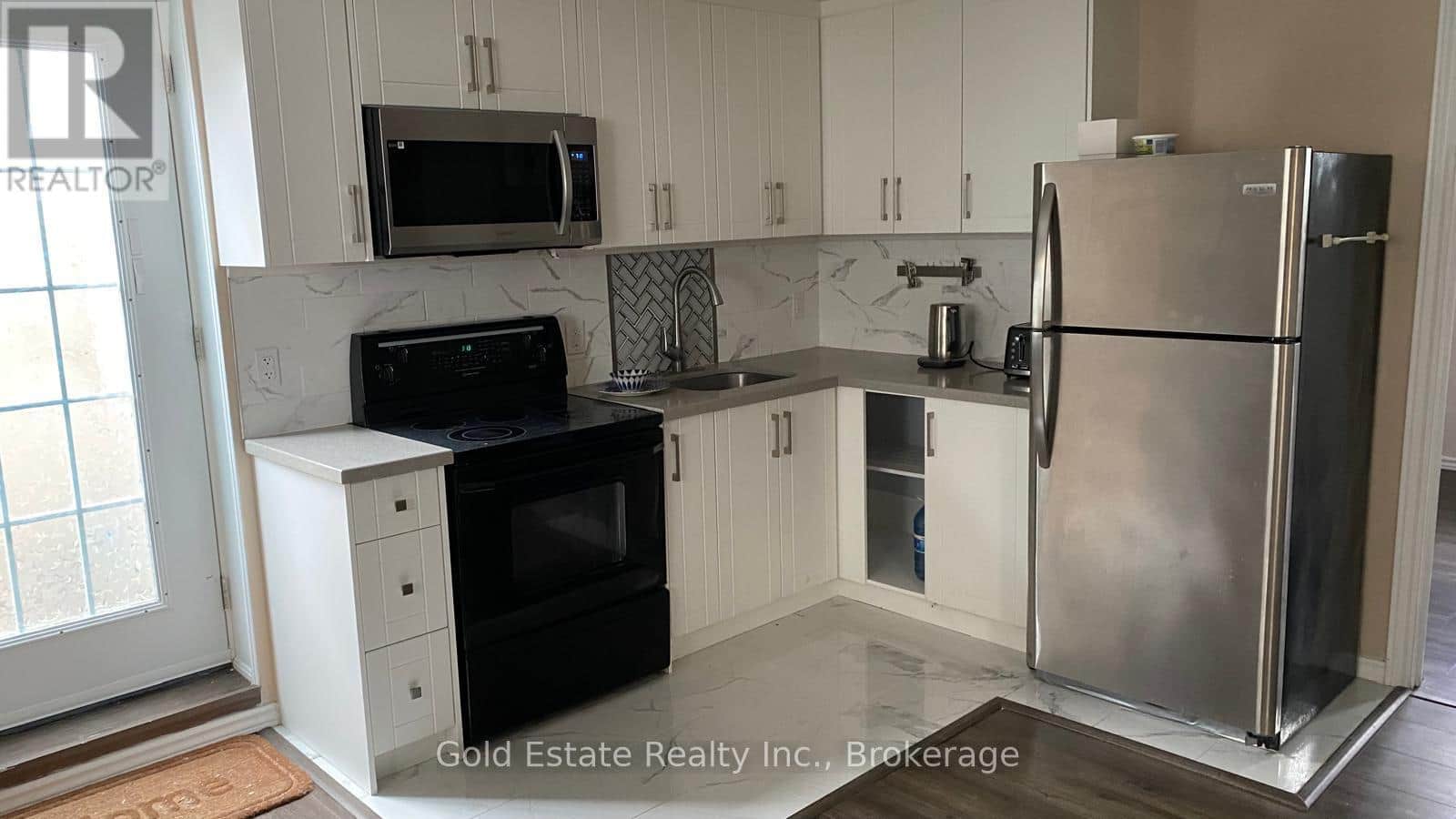 207 OTTERBEIN ROAD - Photo 5 of 14, Kitchener, Ontario