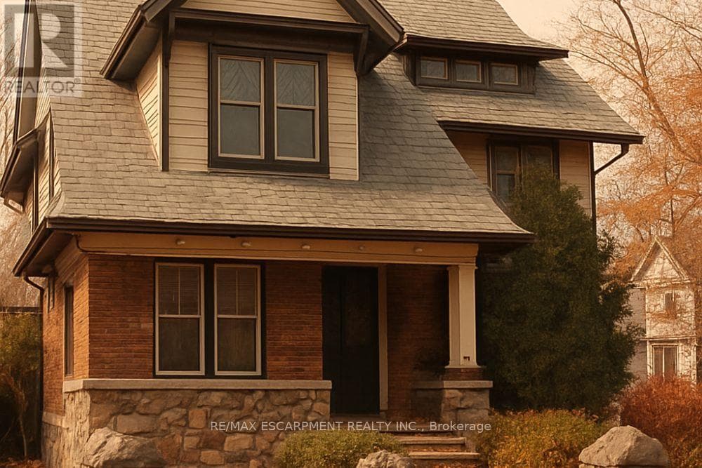 1 - 2 UNDERMOUNT AVENUE — Hamilton (Kirkendall), Ontario - Main photo