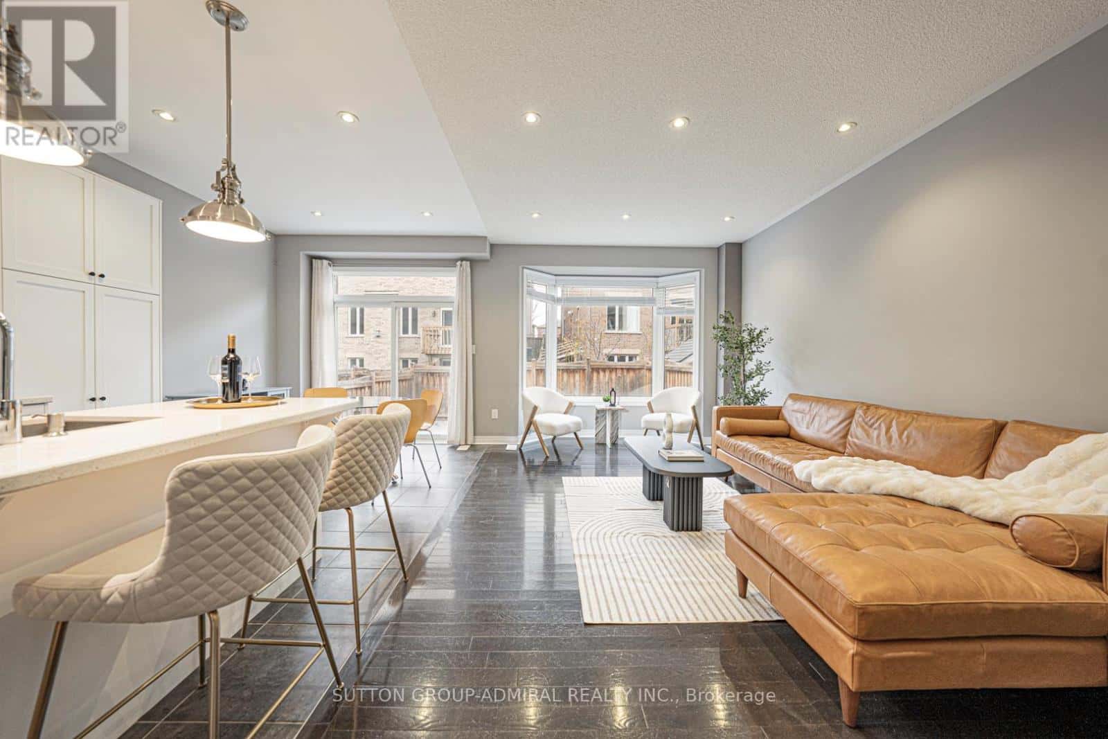 28 MANILA AVENUE — Markham (Berczy), Ontario - Photo 4 of 29