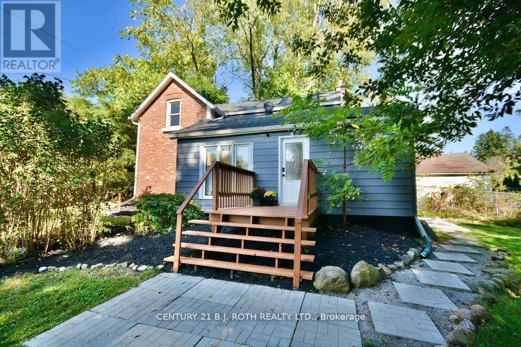 1691 4TH LINE N — Oro-Medonte (Edgar), Ontario - Photo 3 of 40