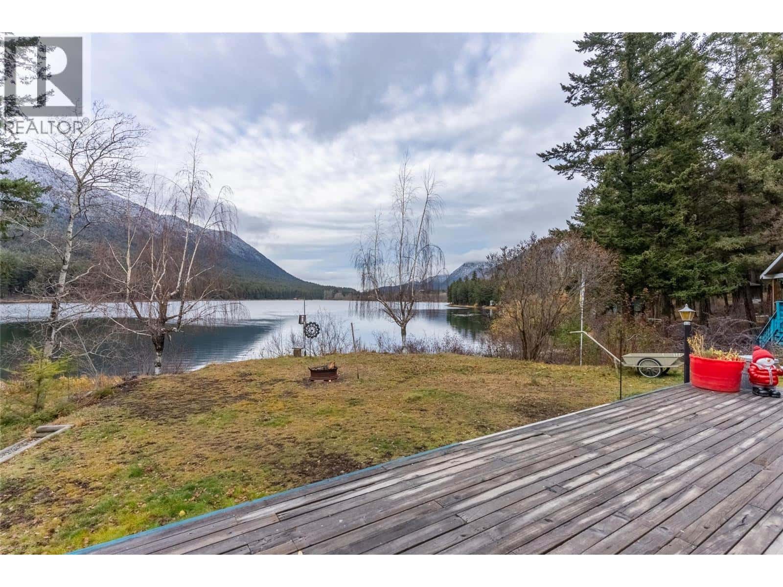 11805 Fountain Valley Road — Lillooet, British Columbia - Photo 3 of 17