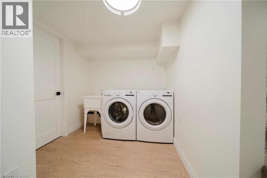 376 PEEL Street — New Hamburg, Ontario - Main photo