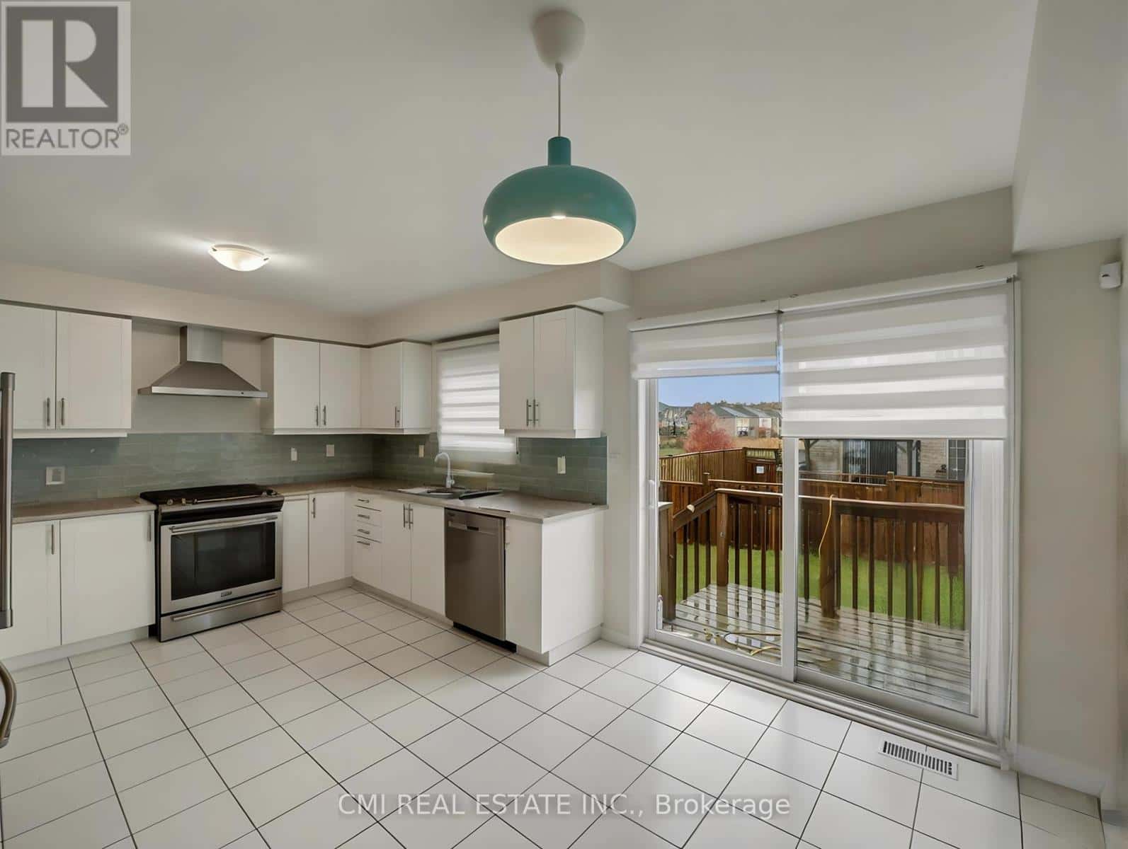 7732 BUTTERNUT BLVD BOULEVARD — Niagara Falls (Brown), Ontario - Photo 5 of 44