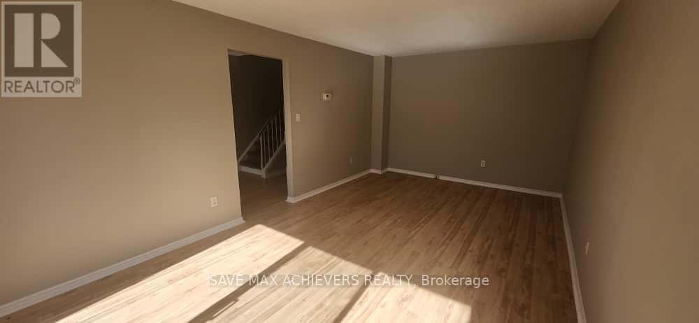 10 - 590 MILLBANK DRIVE — London South (South E), Ontario - Photo 4 of 40