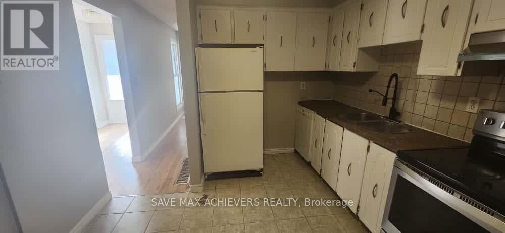 10 - 590 MILLBANK DRIVE — London South (South E), Ontario - Main photo