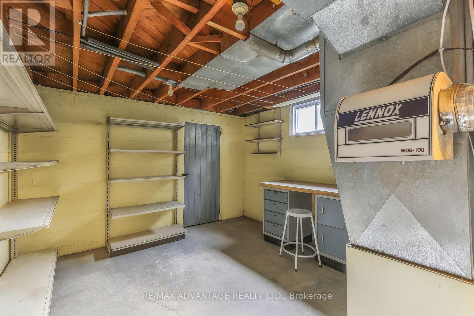 237 RAINBOW AVENUE — London East (East H), Ontario - Main photo