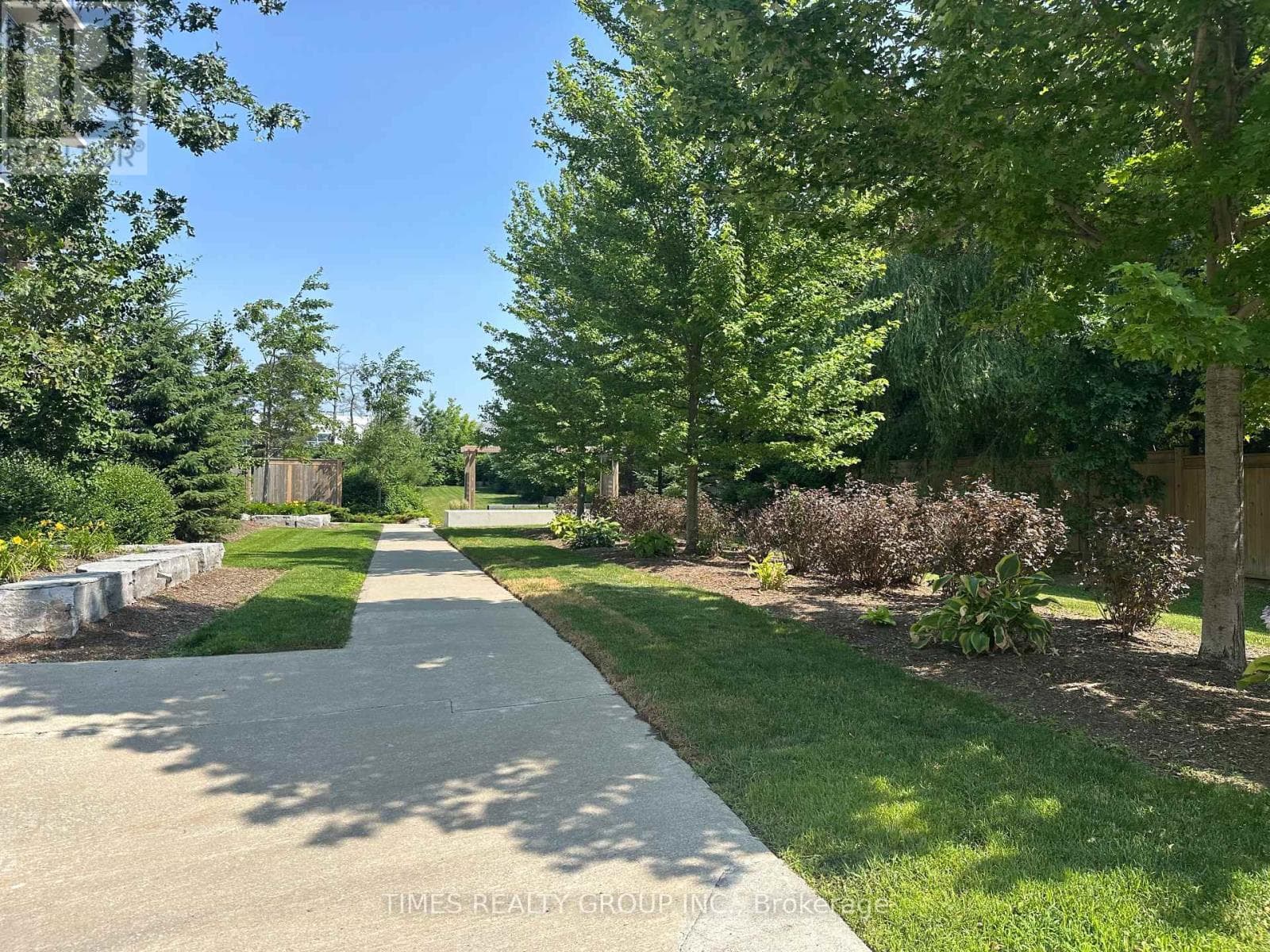 301 - 11611 YONGE STREET — Richmond Hill (Jefferson), Ontario - Main photo