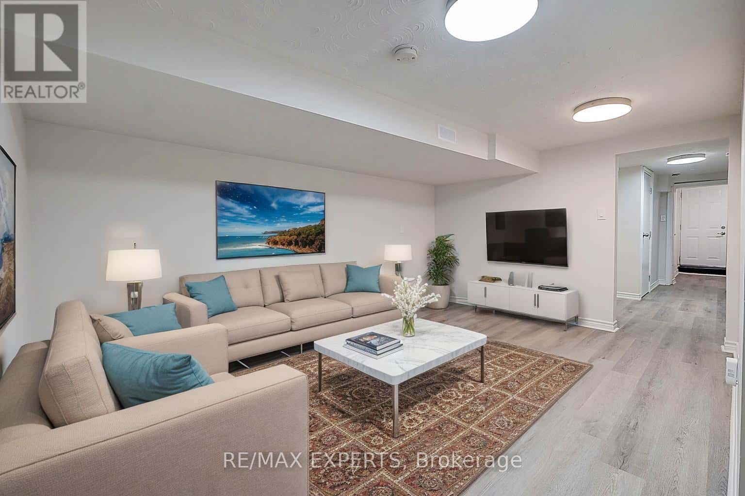 57 St Clair Gardens Bsmt