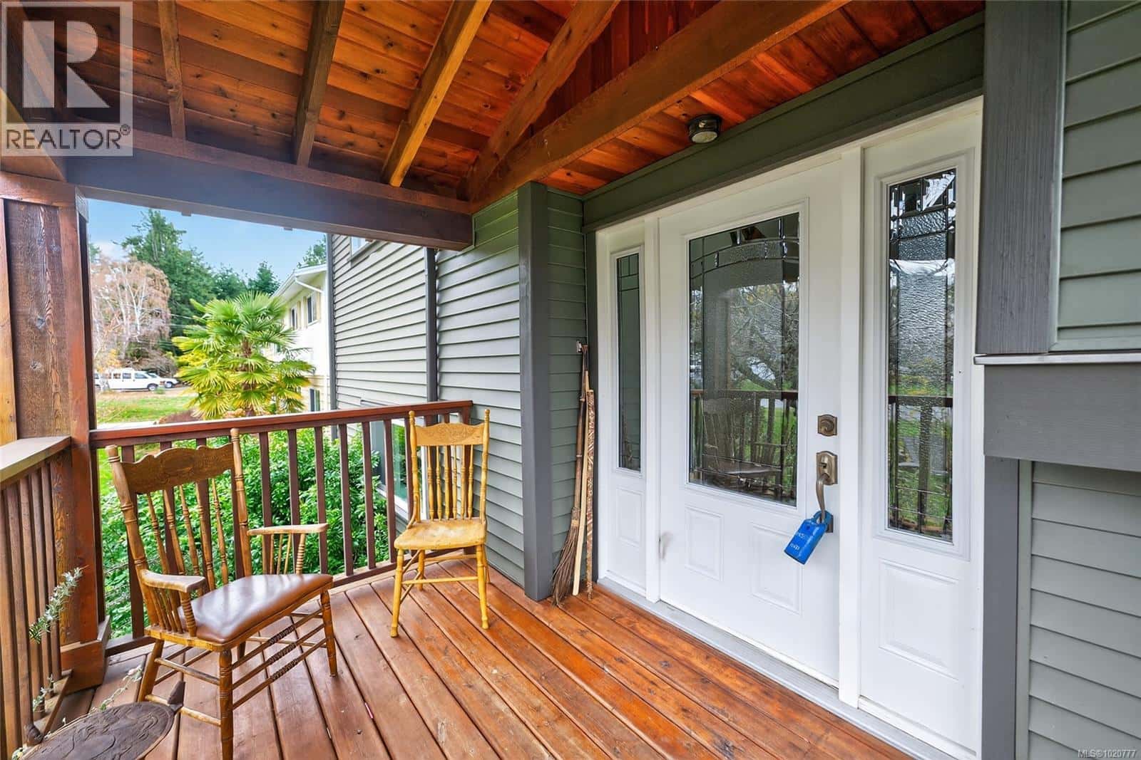 7330 Millard Dr — Lantzville, British Columbia - Photo 5 of 55