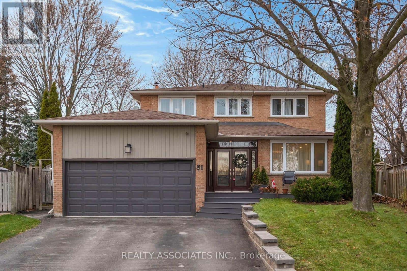 81 DERBY COURT — Newmarket (Bristol-London), Ontario - Photo 2 of 3