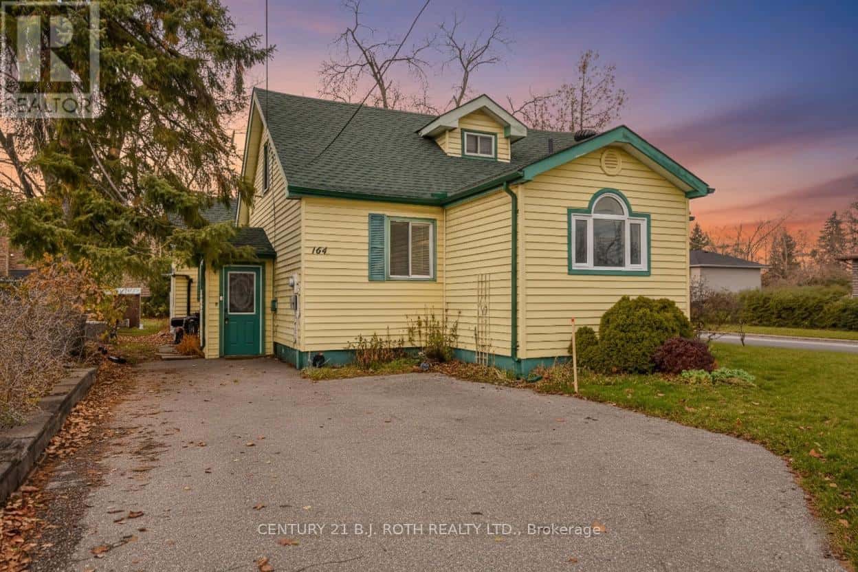 164 COOK STREET — Barrie (Codrington), Ontario - Photo 2 of 37