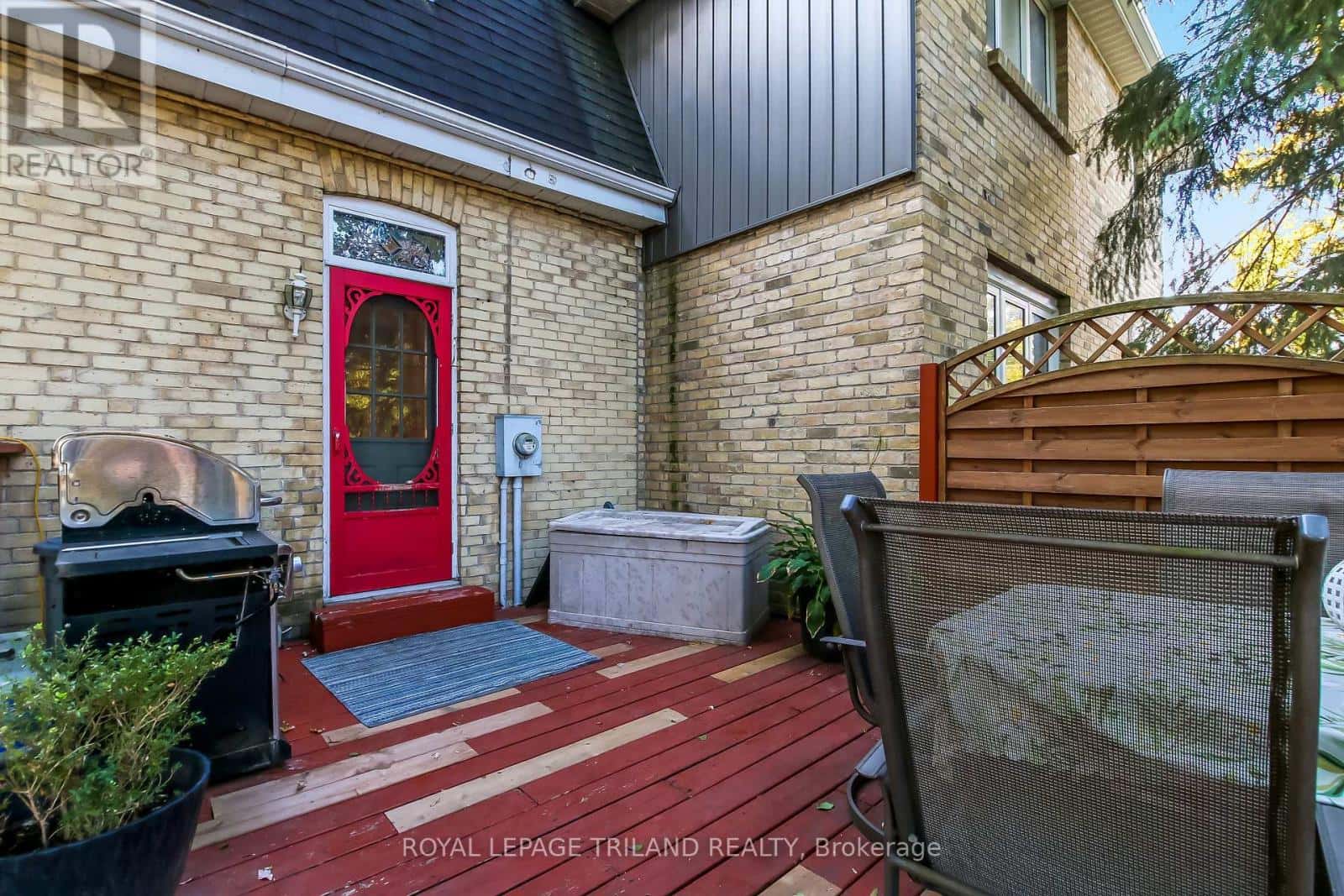 144 BRITANNIA AVENUE — London North (North N), Ontario - Photo 4 of 24