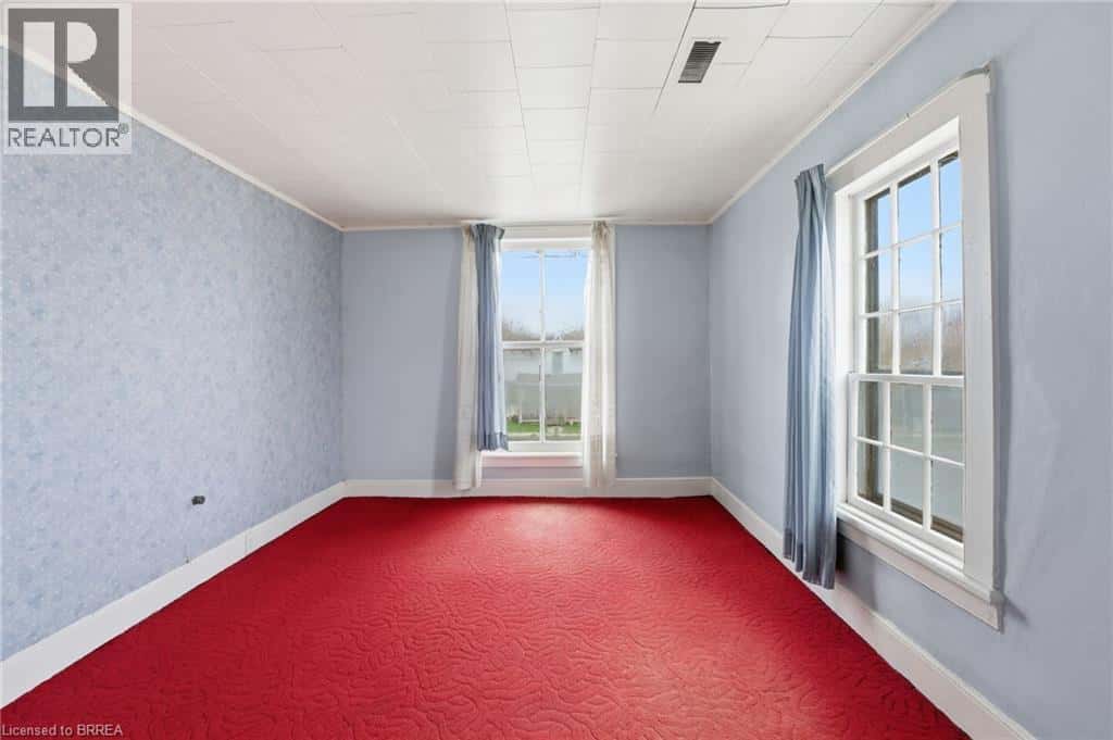 130 KING Street — Burford, Ontario - Photo 5 of 38