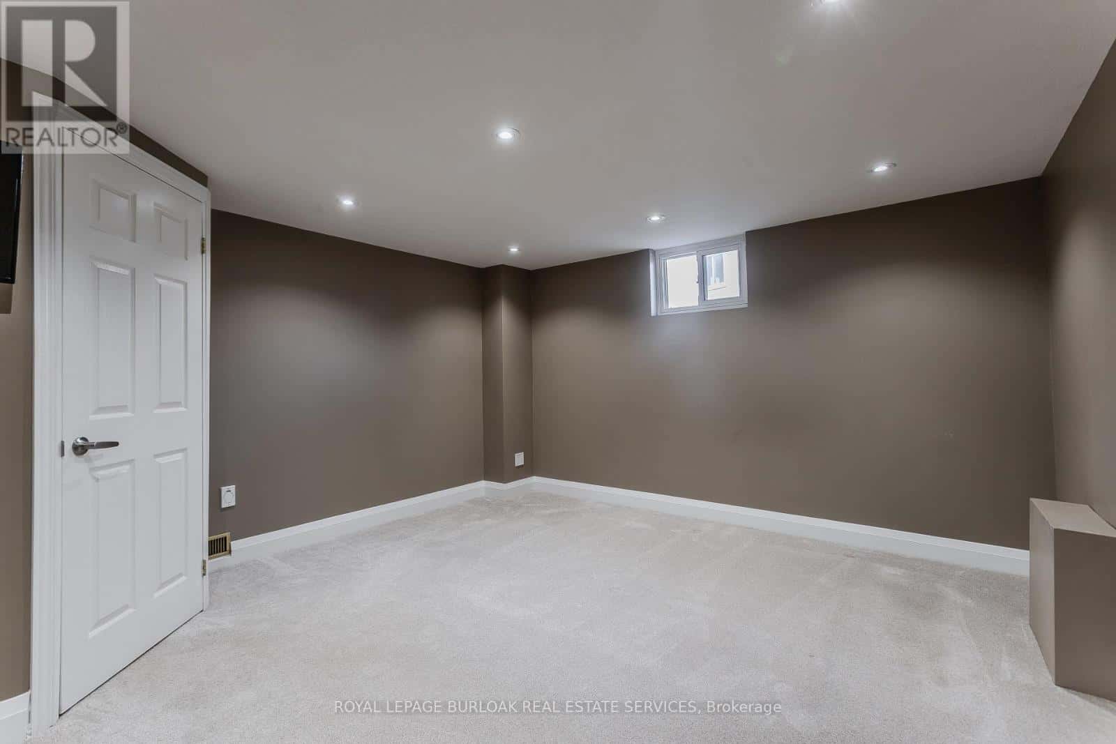 30 GRAYWOOD ROAD — Hamilton (Gourley), Ontario - Photo 5 of 42