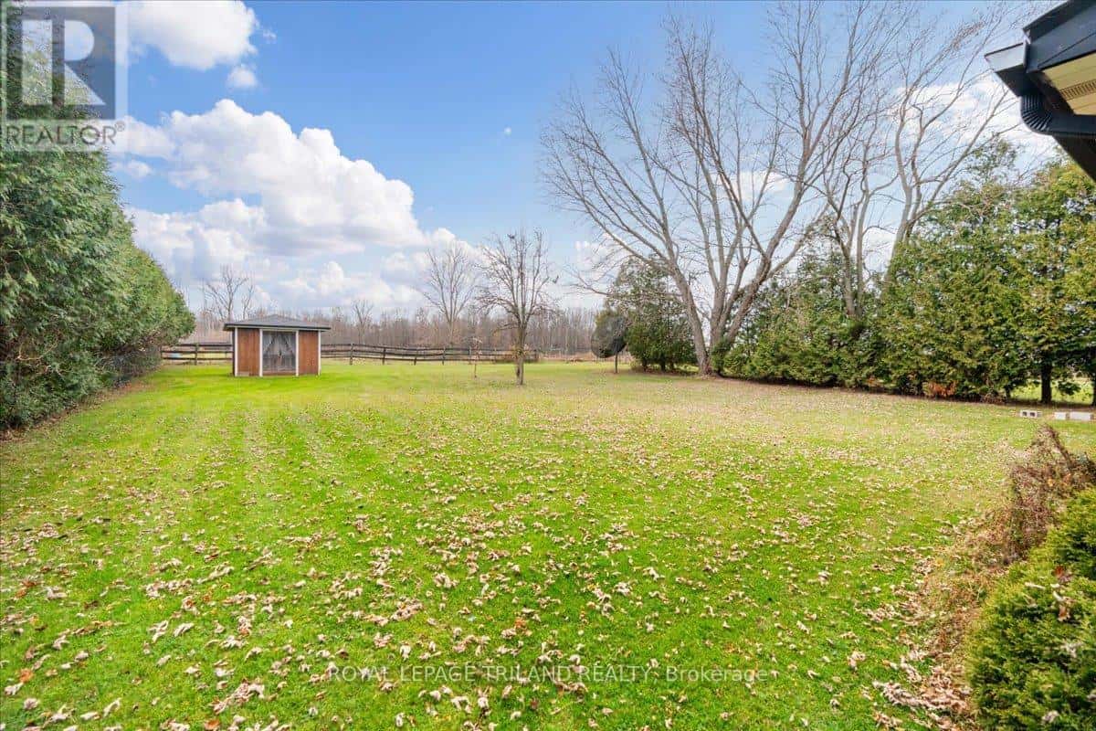 22827 MAYFAIR ROAD — Southwest Middlesex, Ontario - Photo 2 of 47