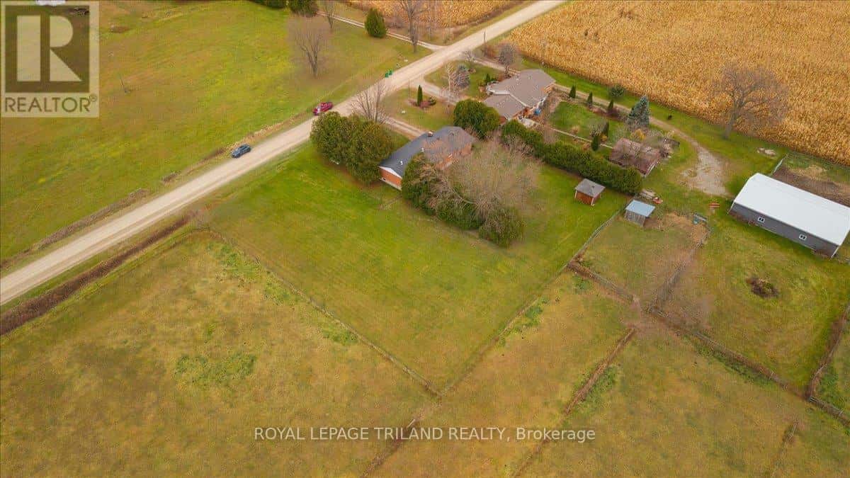 22827 MAYFAIR ROAD — Southwest Middlesex, Ontario - Photo 4 of 47