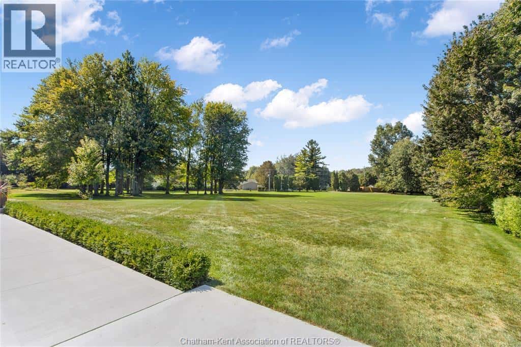 23636 ZONE ROAD 1 ... — Thamesville, Ontario - Photo 3 of 46