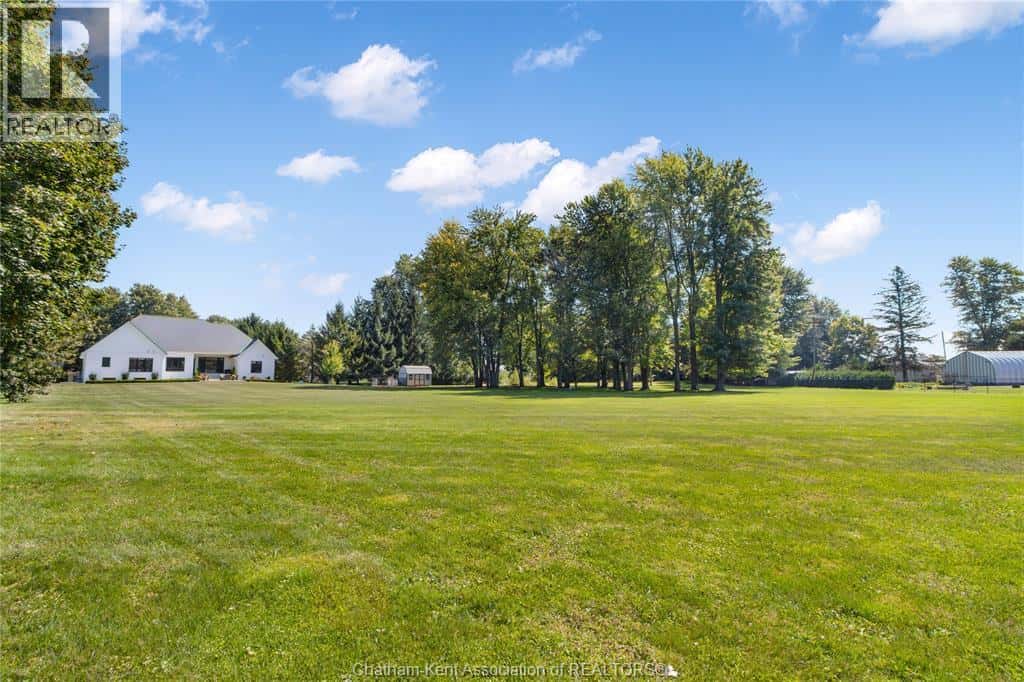 23636 ZONE ROAD 1 ... — Thamesville, Ontario - Photo 4 of 46