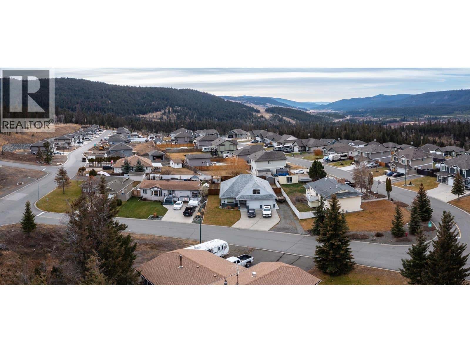 368 Poplar Drive — Logan Lake, British Columbia - Photo 5 of 15