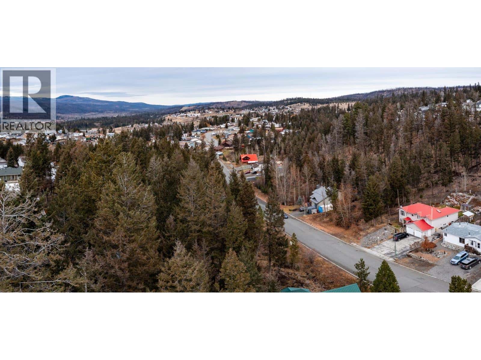 368 Poplar Drive — Logan Lake, British Columbia - Photo 2 of 15