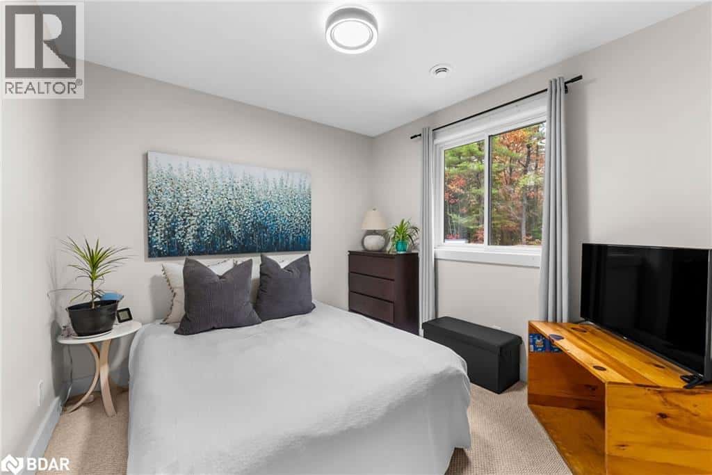 1698 REAY Road — Bracebridge, Ontario - Photo 5 of 34