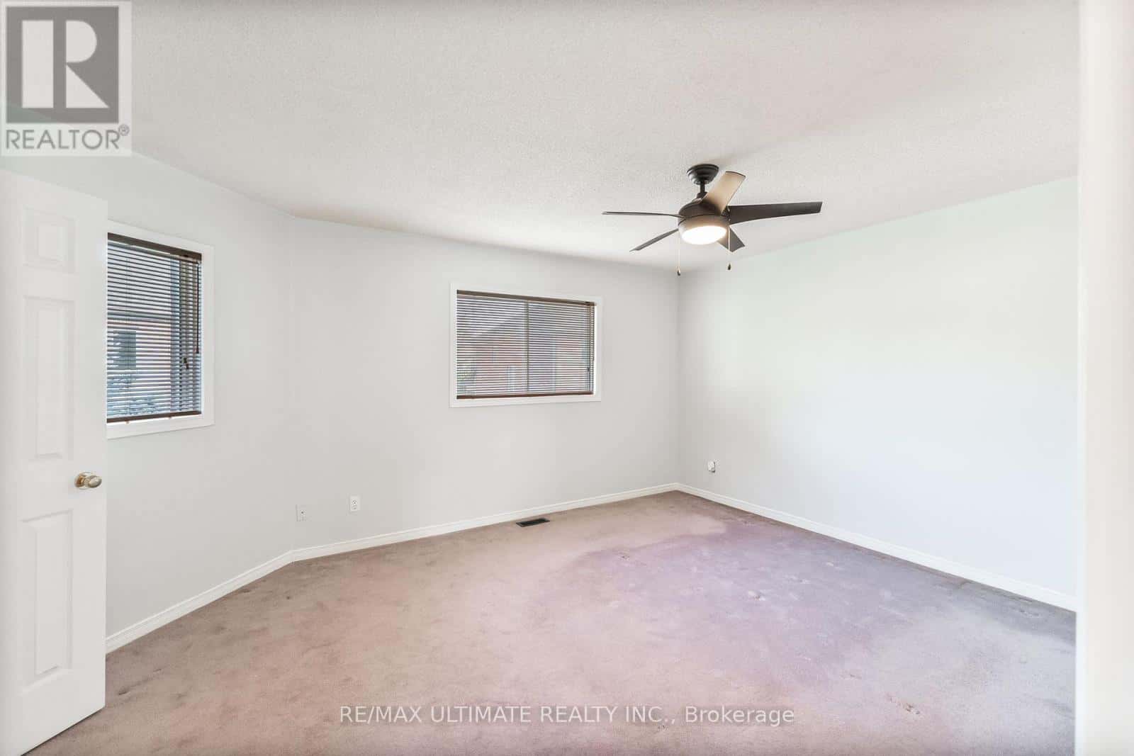 36 BOWLER STREET — Aurora (Bayview Wellington), Ontario - Photo 3 of 30