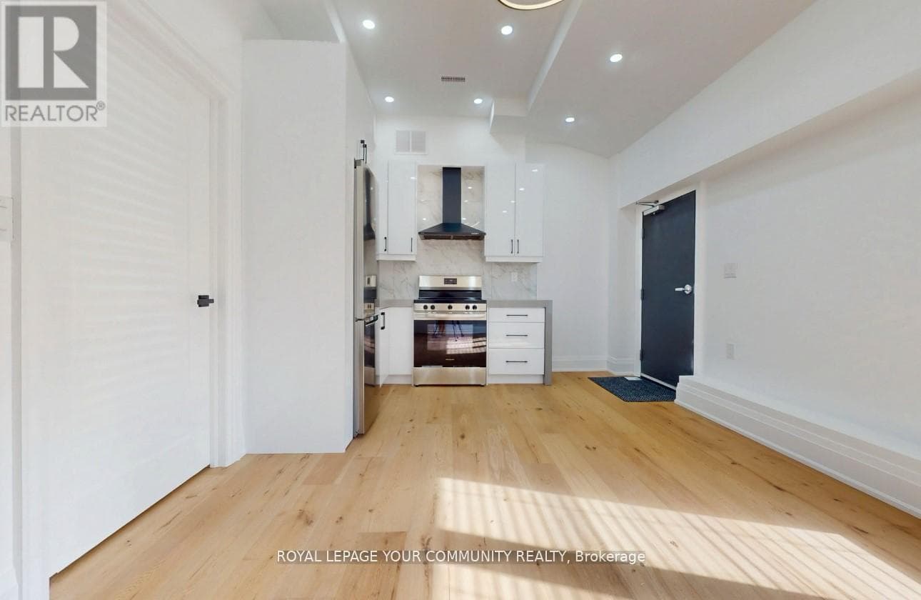 UNIT 3 - 12 KEMANO STREET — Aurora (Aurora Heights), Ontario - Main photo