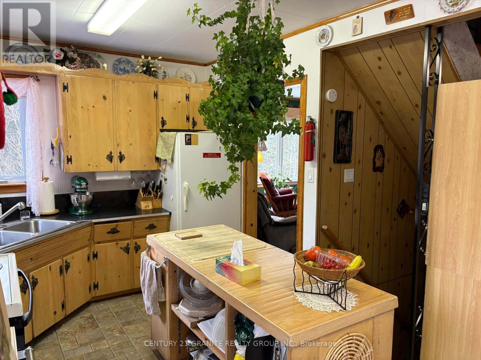 198 GAEBEL ROAD — Bancroft (Bancroft Ward), Ontario - Photo 4 of 33