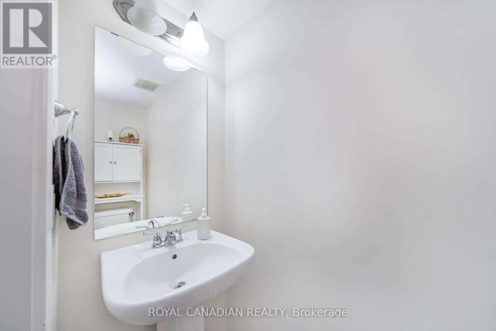 2355 Sheppard Avenue West 228