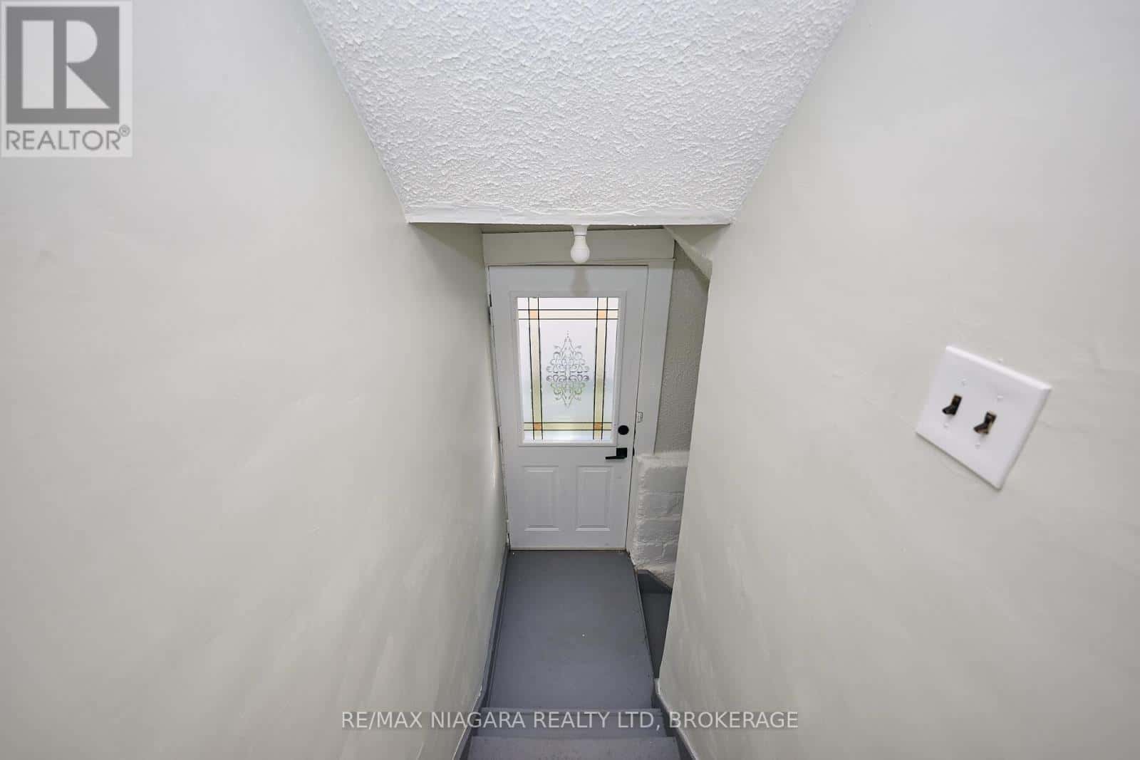 5006 MORRISON STREET — Niagara Falls (Cherrywood), Ontario - Photo 3 of 33