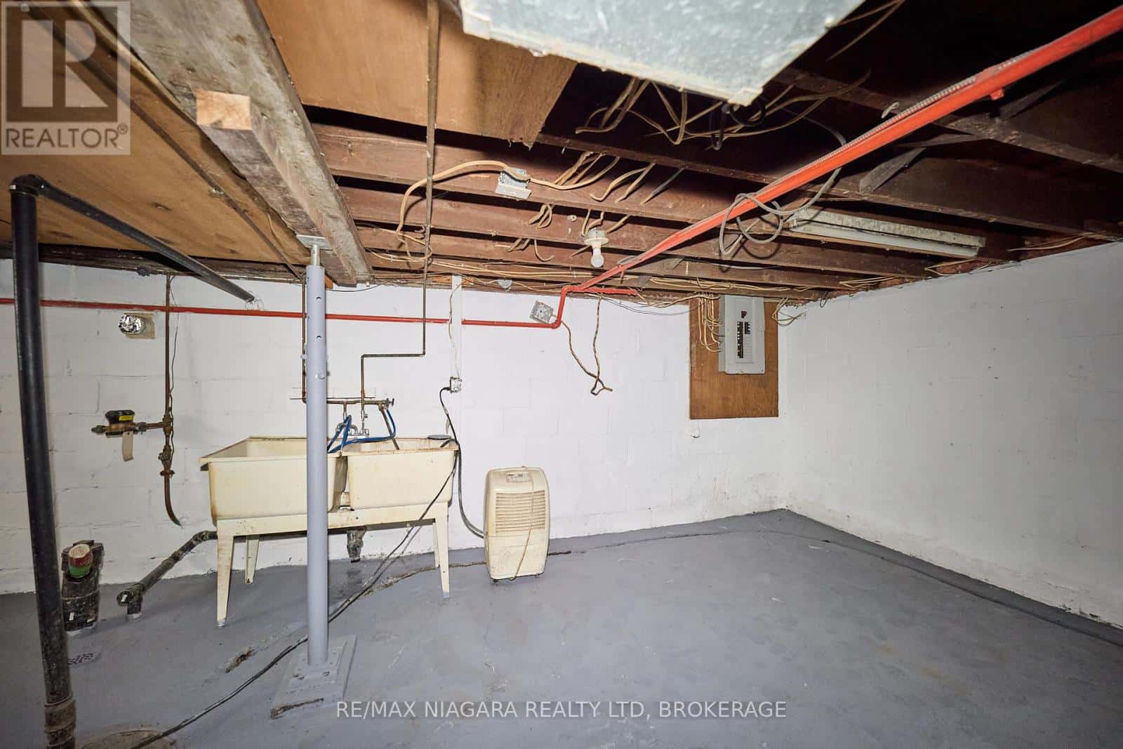 5006 MORRISON STREET — Niagara Falls (Cherrywood), Ontario - Photo 4 of 33