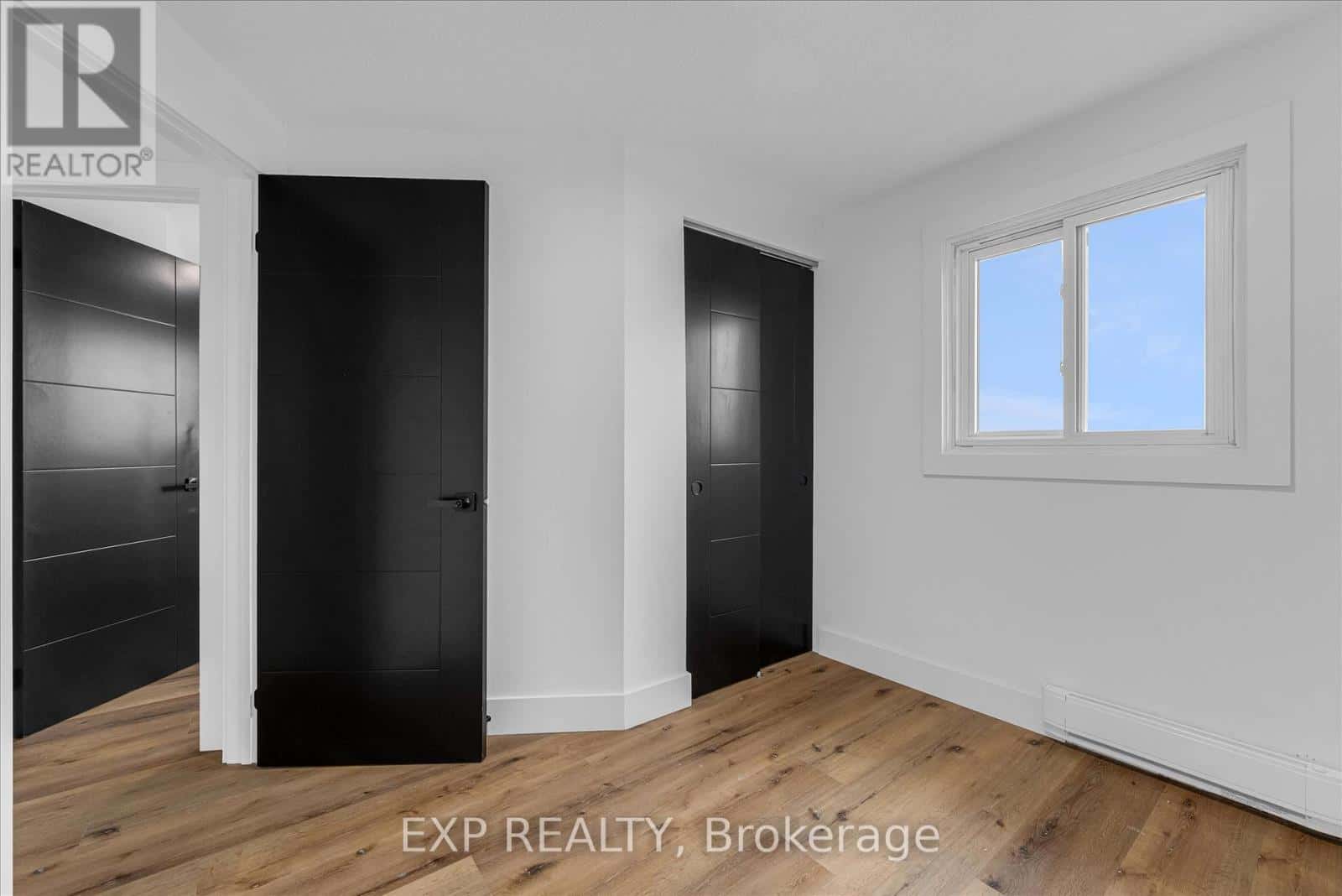 10 - 1255 UPPER GAGE AVENUE — Hamilton (Quinndale), Ontario - Photo 2 of 23