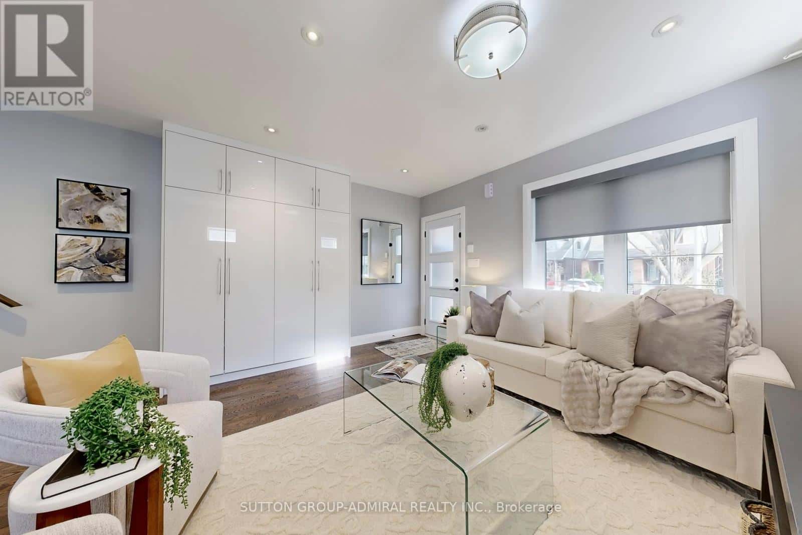 18 LEROY AVENUE — Toronto (Danforth Village-East York), Ontario - Photo 5 of 31