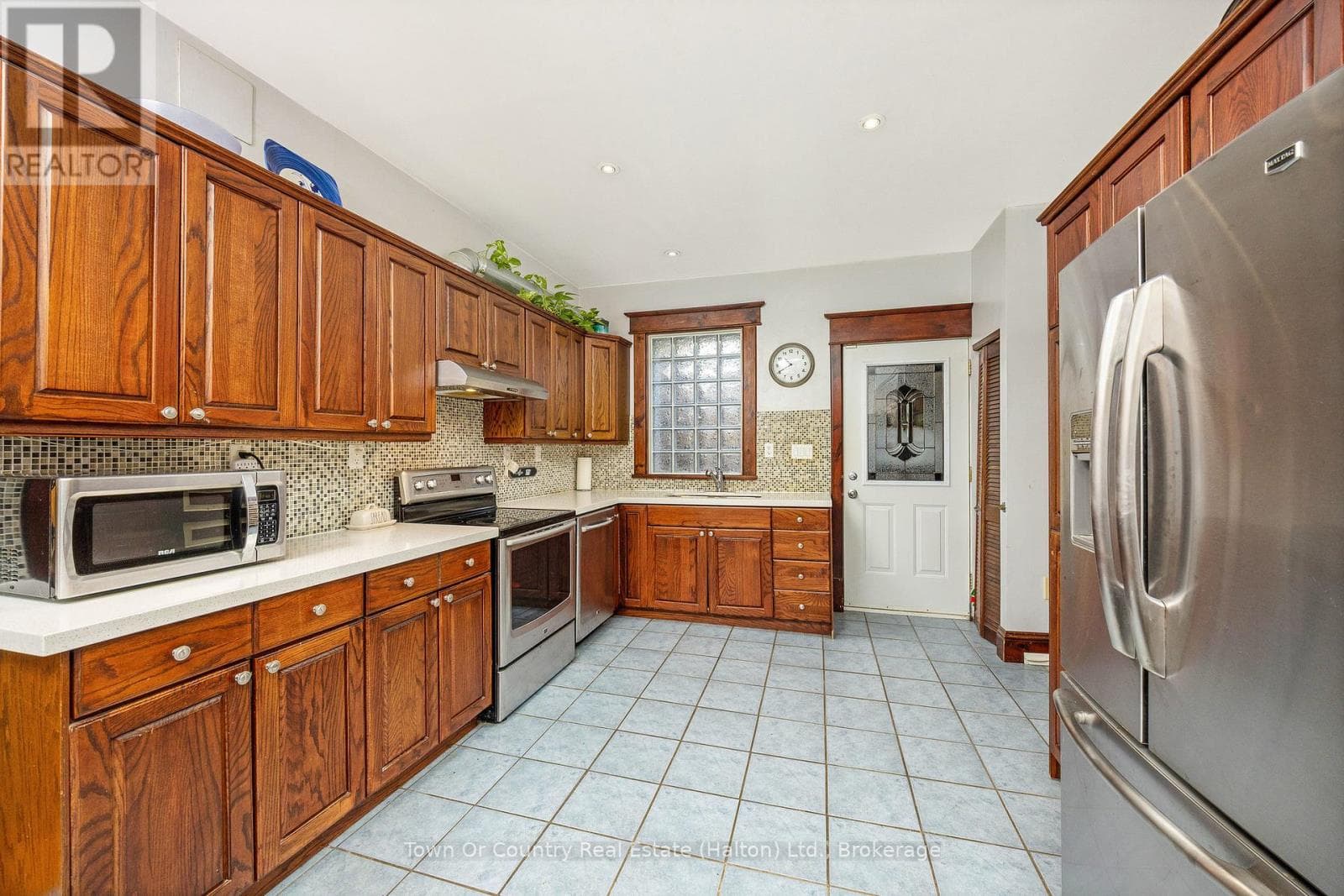 10 ENGLISH STREET — Brampton (Brampton West), Ontario - Main photo