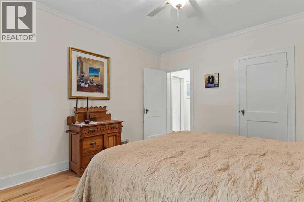 656 Royalite Way SE — Diamond Valley, Alberta - Photo 2 of 50