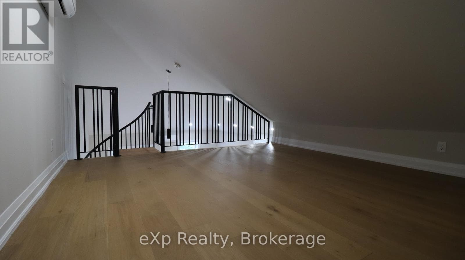 3B - 875 MILLWOOD ROAD — Toronto (Leaside), Ontario - Main photo