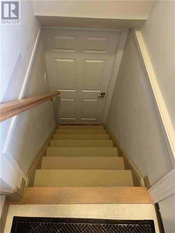 BASEMENT - 5117 SHIRLEY AVENUE — Niagara Falls (Cherrywood), Ontario - Photo 3 of 11